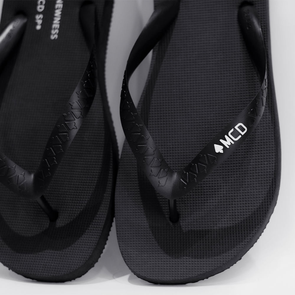 Chinelo De Dedo Mcd Texto
