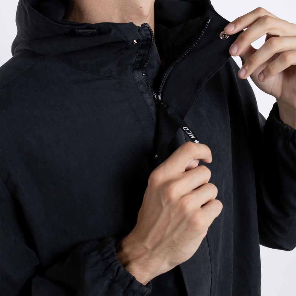 Jaqueta Windbreaker MCD Logomania