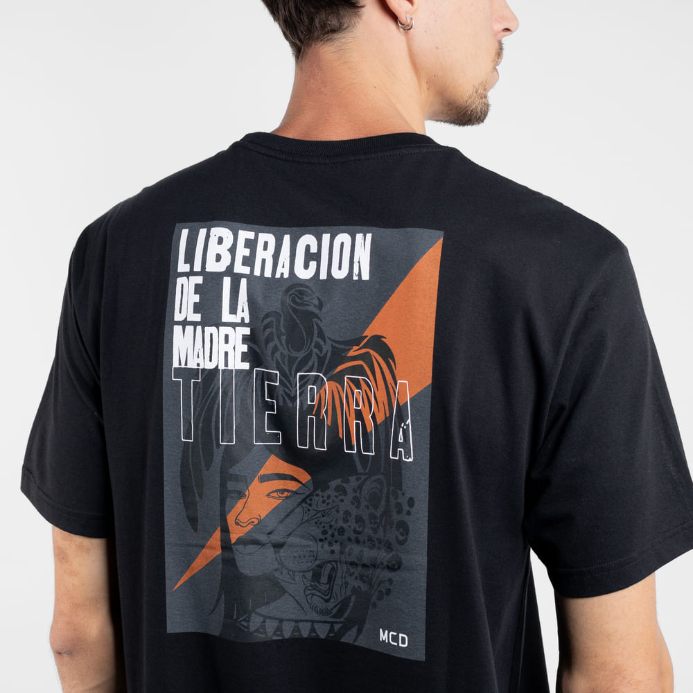 Camiseta Regular MCD Madre Tieraa