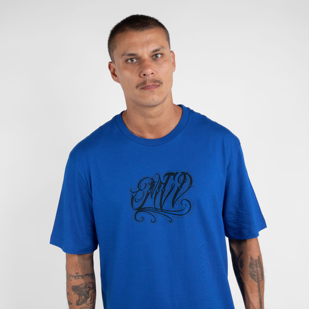 Camiseta Regular MCD Latino
