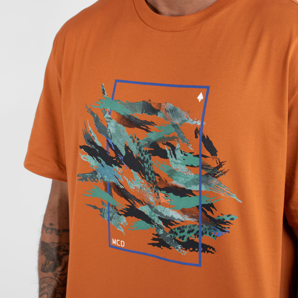 Camiseta Regular MCD Camuflado Quadrado