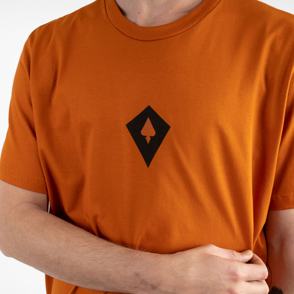 Camiseta Regular MCD Classic Pipa