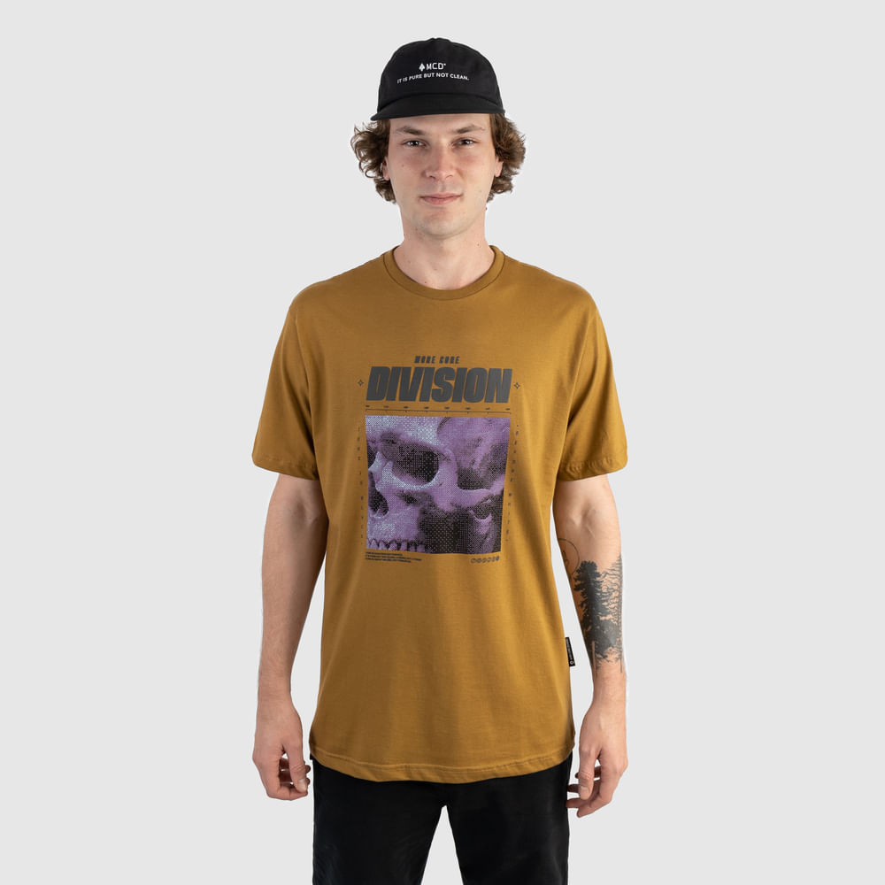 Camiseta Regular MCD Digital Skull