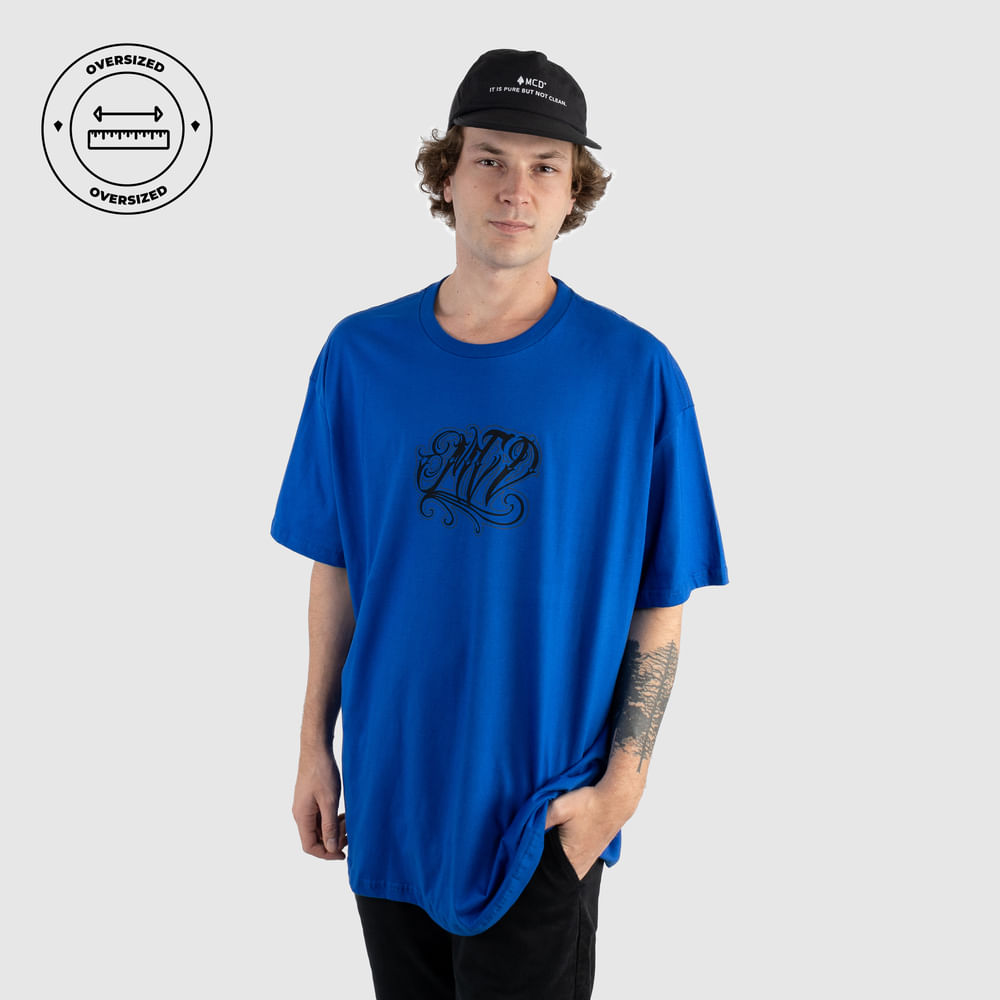 Camiseta Oversized MCD Latino