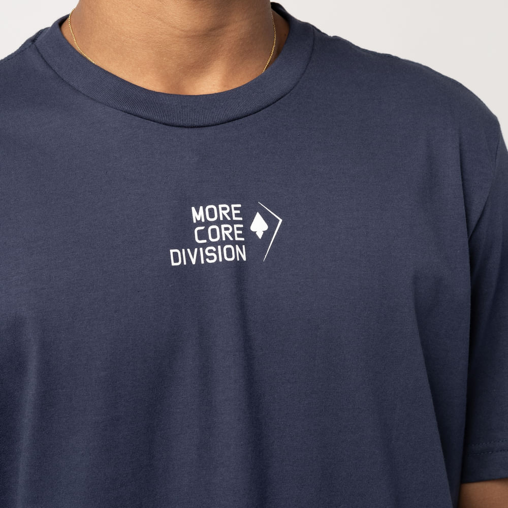 Camiseta Regular MCD Morecorediv Espada