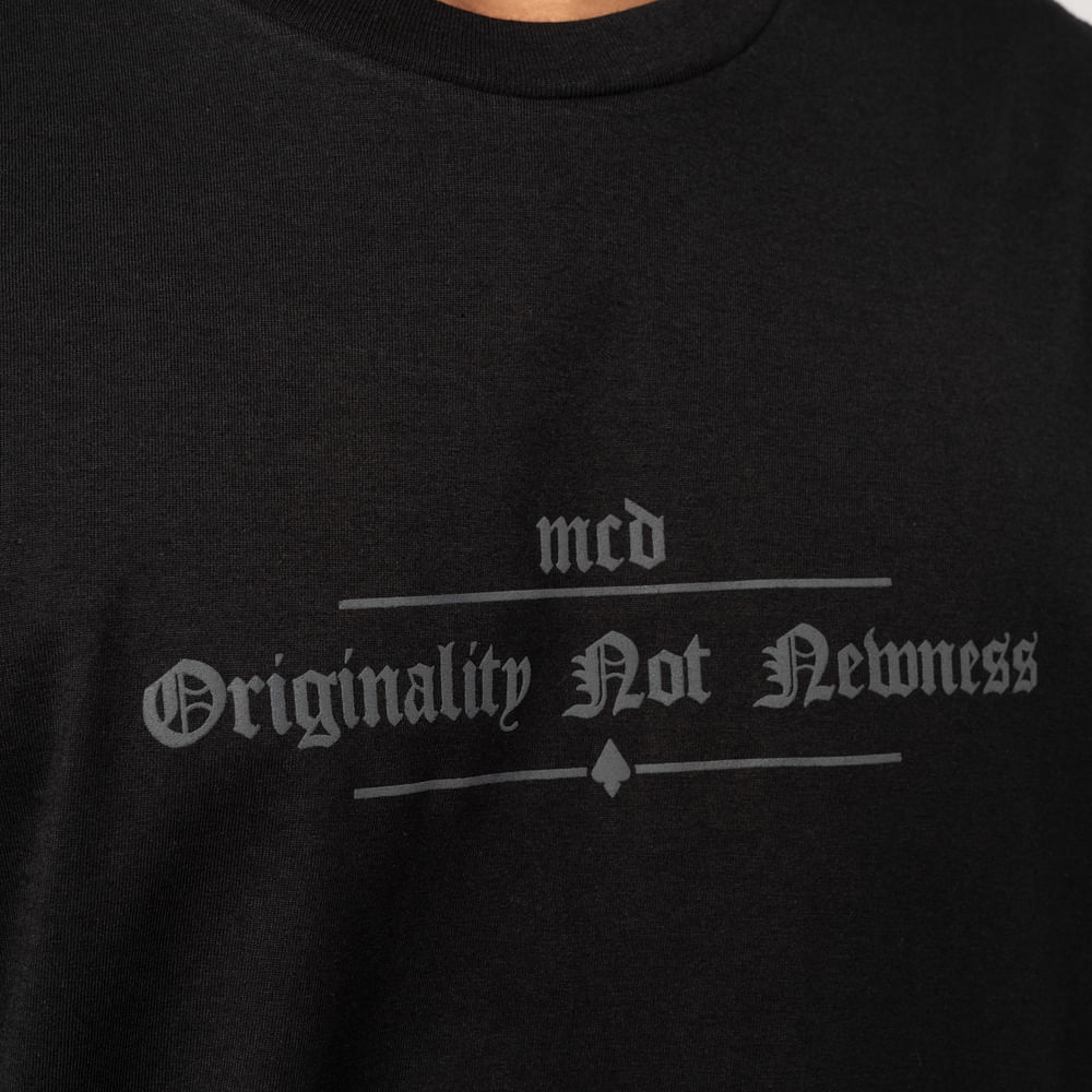 Camiseta Regular MCD Originality Not Newness