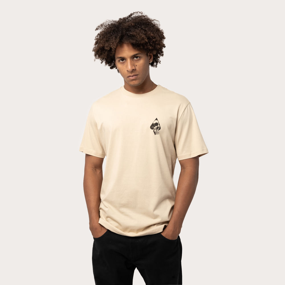 Camiseta Regular MCD Caveira Espada