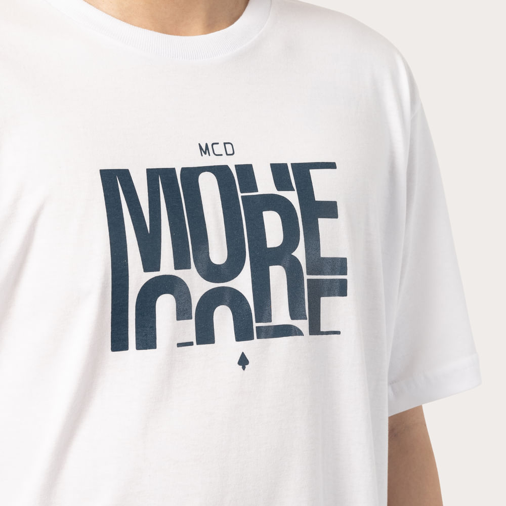 Camiseta Regular MCD More Core