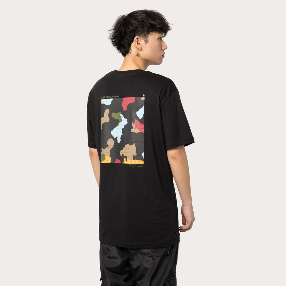 Camiseta Regular MCD Camu Espada