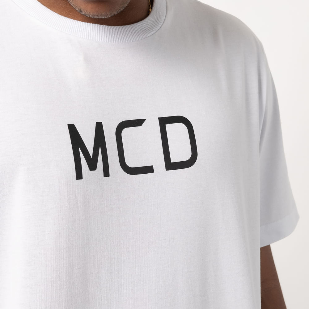 Camiseta Regular MCD Logomania