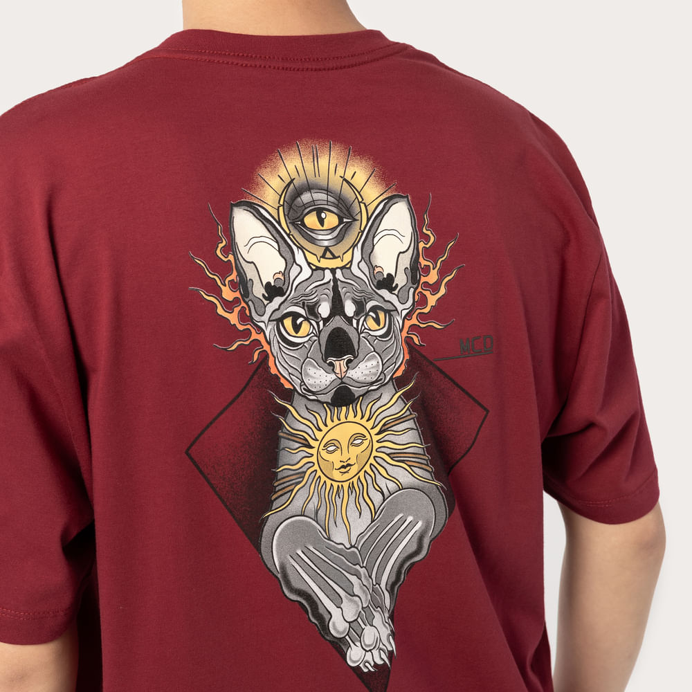 Camiseta Regular MCD Olho Gato Folklore