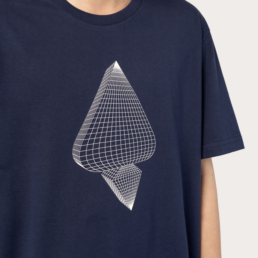 Camiseta Regular MCD Espada 3d