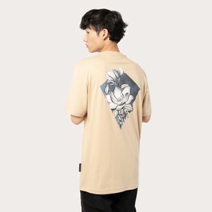 Camiseta Regular MCD Pipa Magnólia