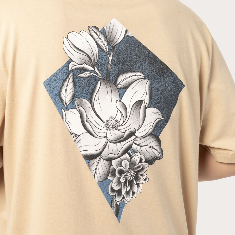 Camiseta Regular MCD Pipa Magnólia