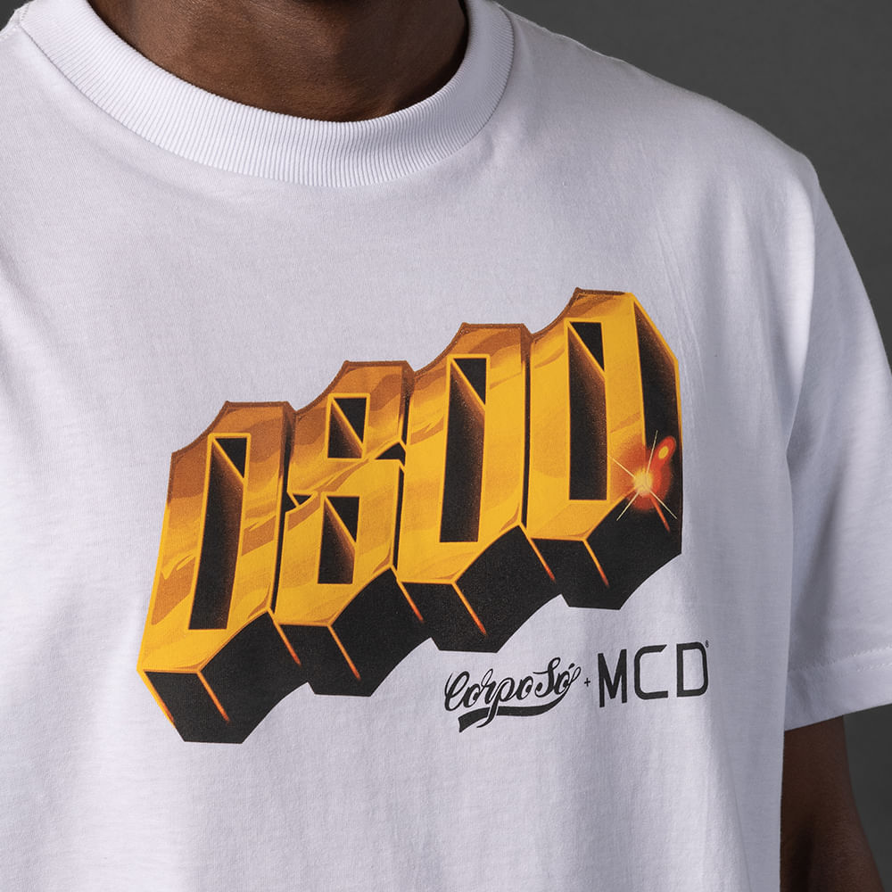 Camiseta Regular Corposó + MCD 0800