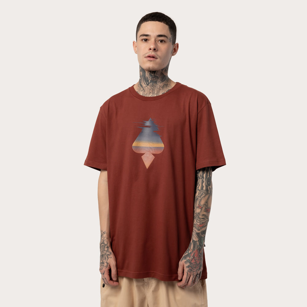 Camiseta Regular Estampa Horizonte