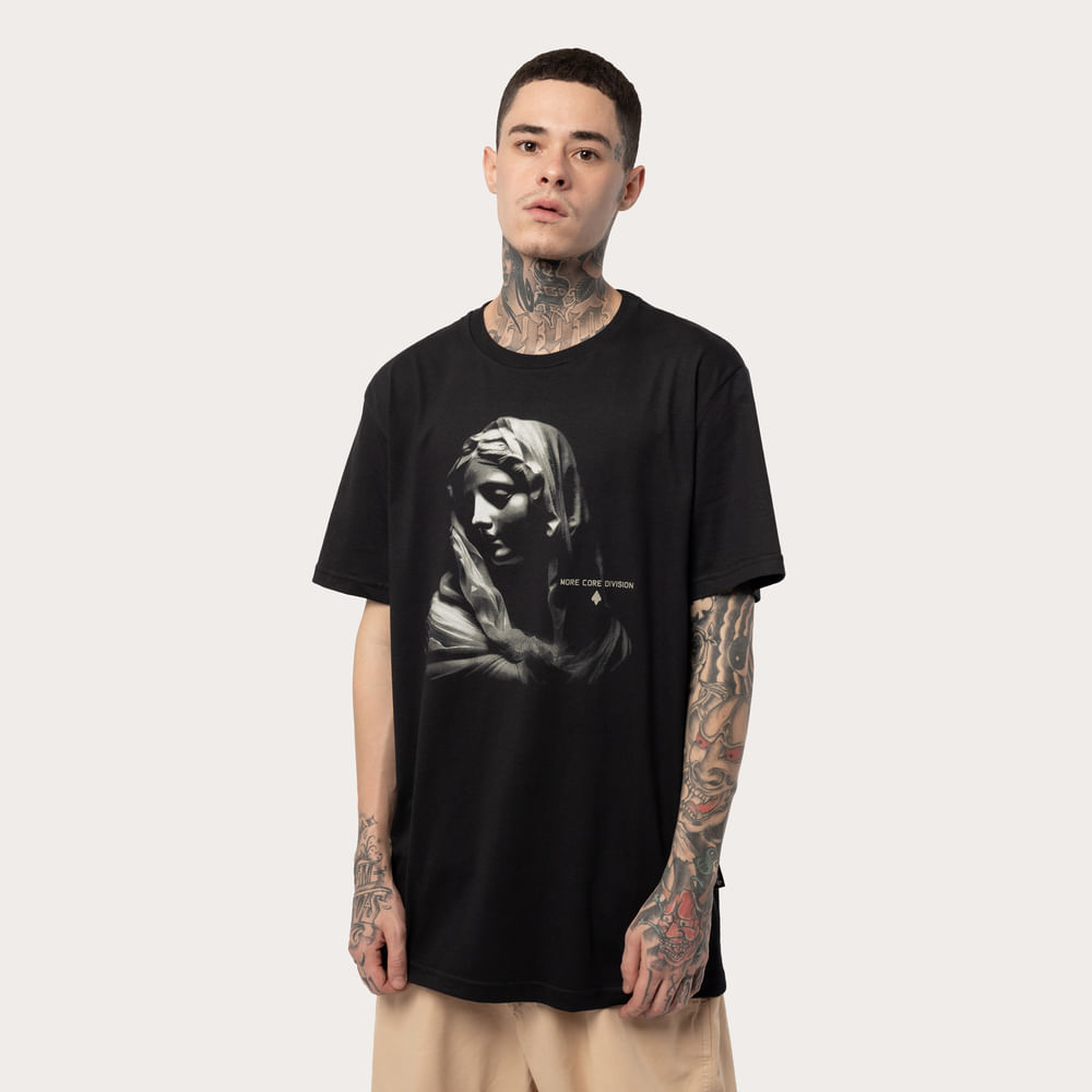 Camiseta Regular MCD Estatua Santa