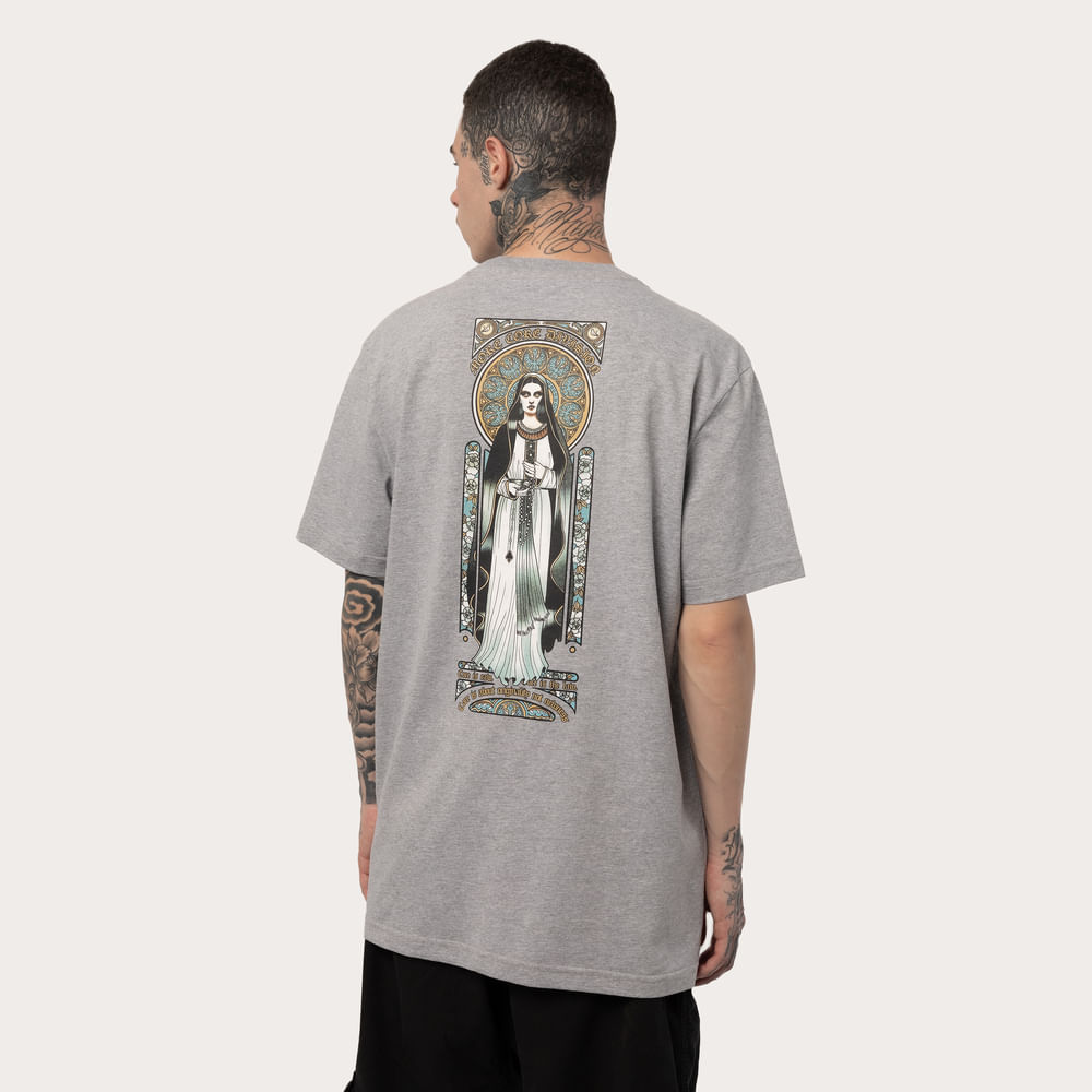 Camiseta Regular MCD Santa Vitral