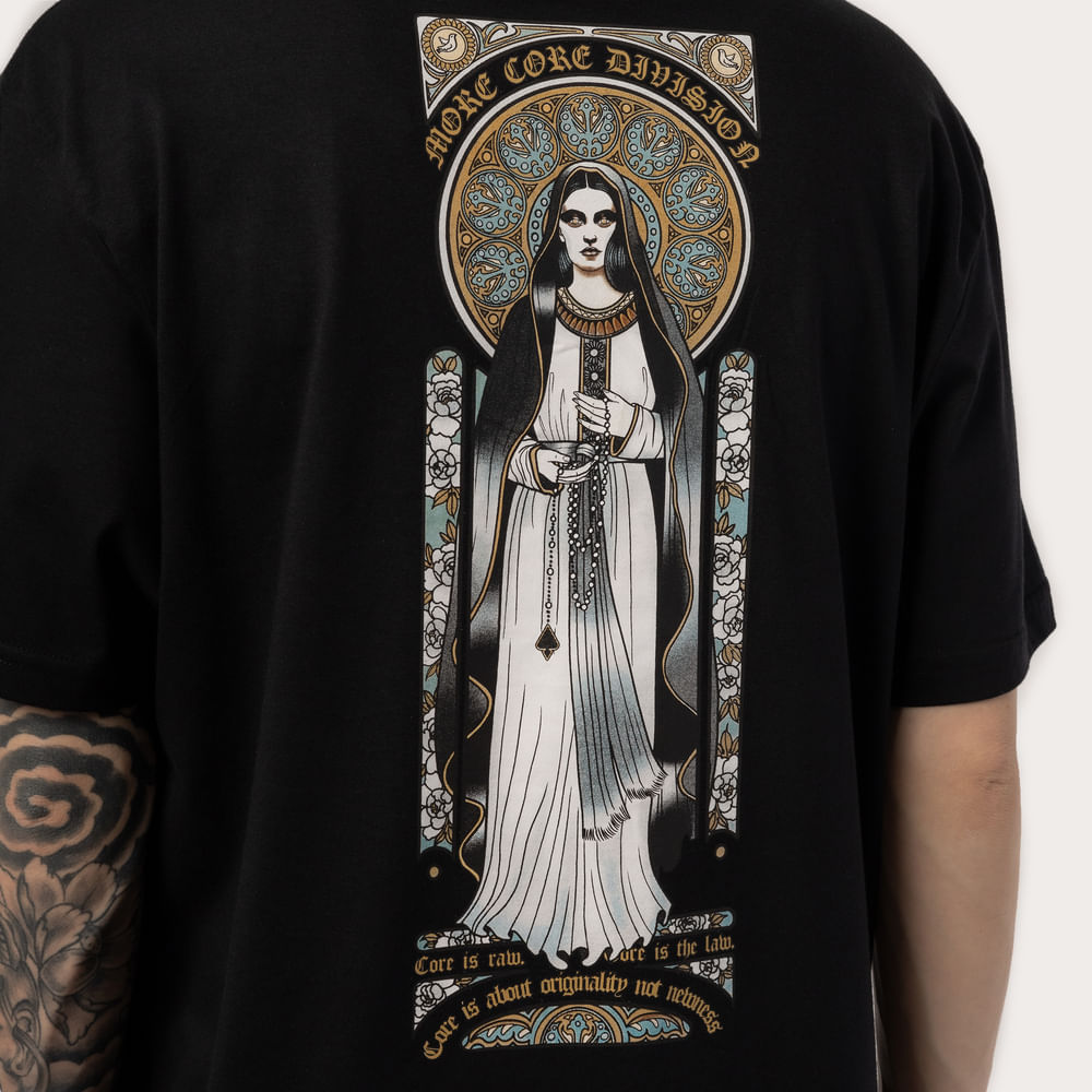 Camiseta Regular MCD Santa Vitral