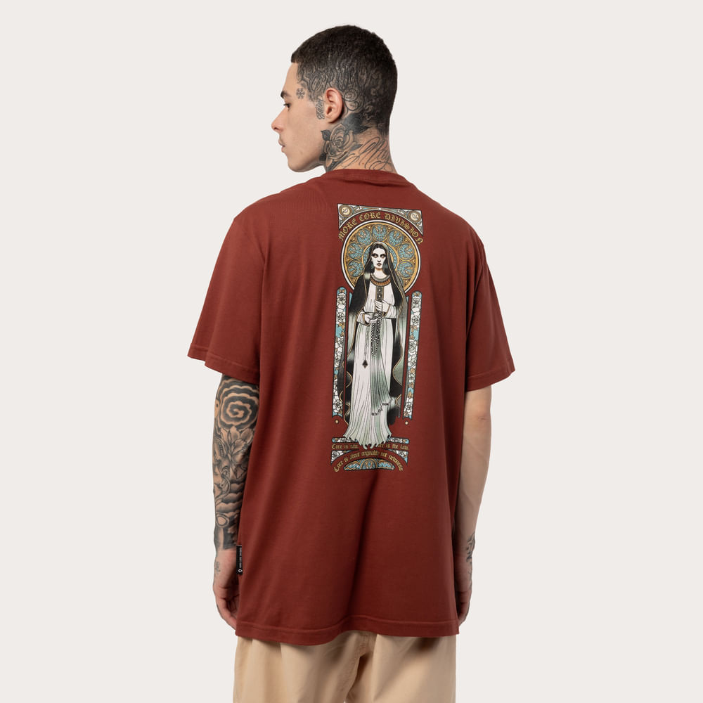Camiseta Regular MCD Santa Vitral