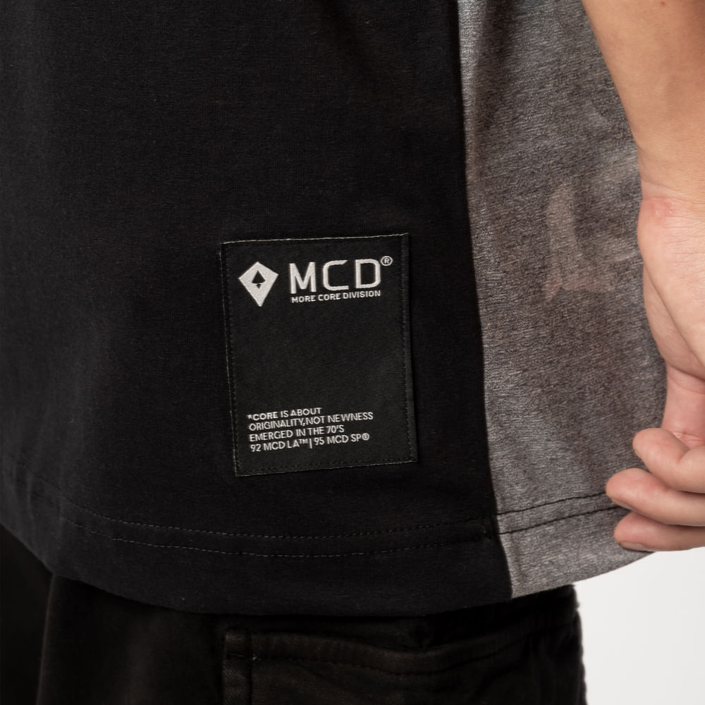 Camiseta Box Fit MCD Glalateia