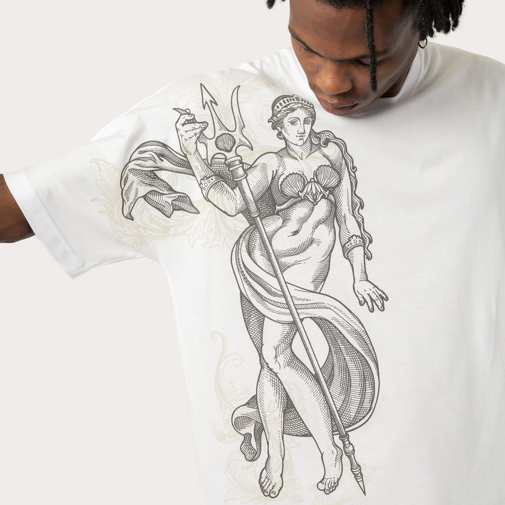 Camiseta Especial MCD + Luiza Oliva  - Anfitrite