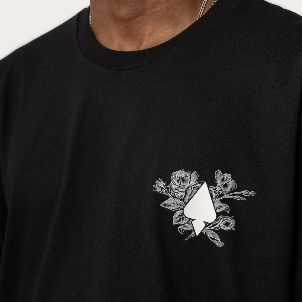 Camiseta Regular MCD + Luiza Oliva - Rosa Peito