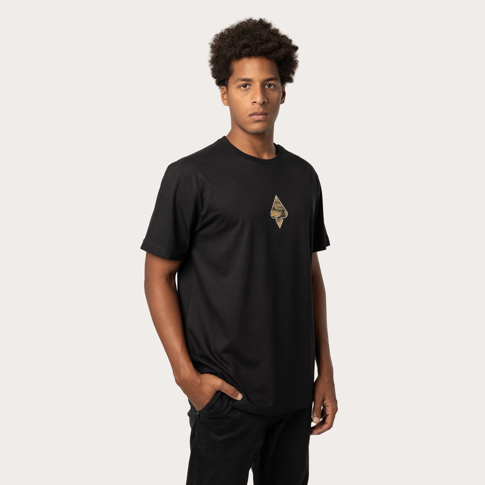 Camiseta Regular MCD Leviathan Pipa