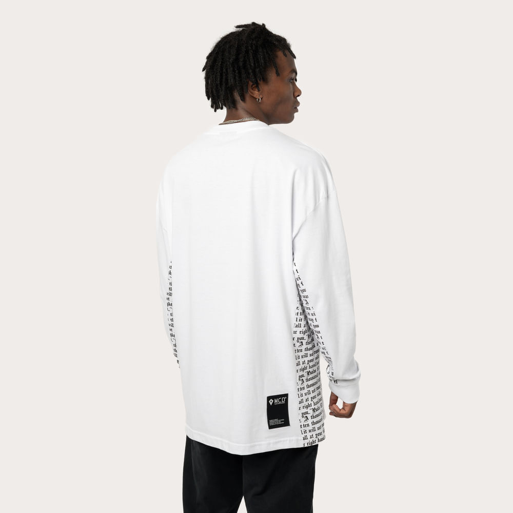 Camiseta Especial Manga Longa  Box Fit MCD Salmos