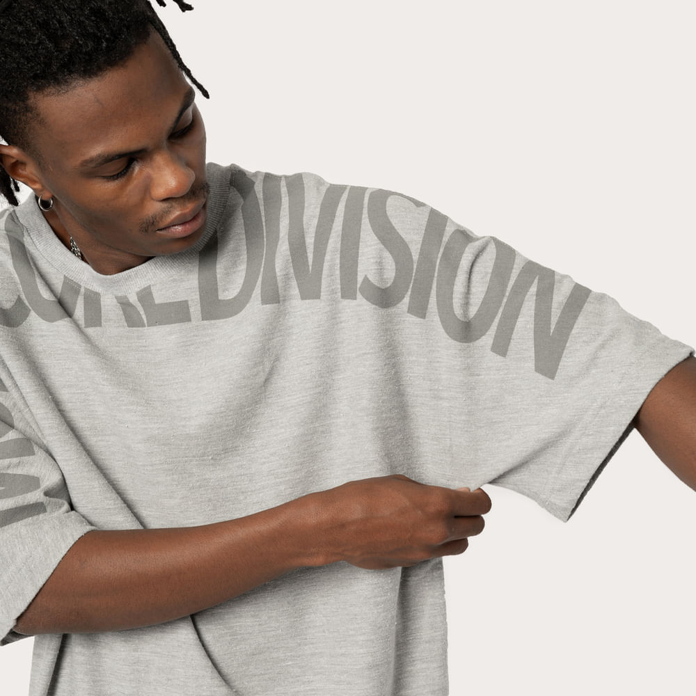 Camiseta Box Fit MCD More Core Division