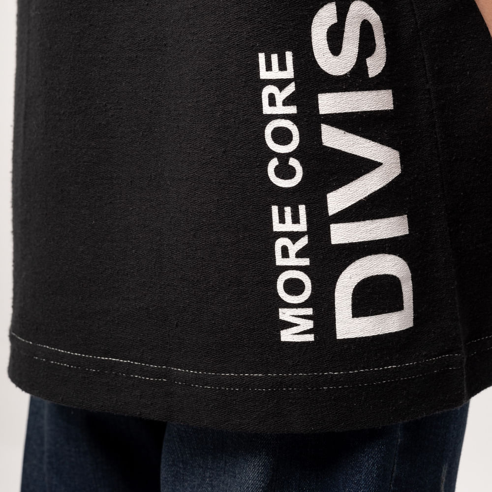 Camiseta Box Fit MCD Recorte Core