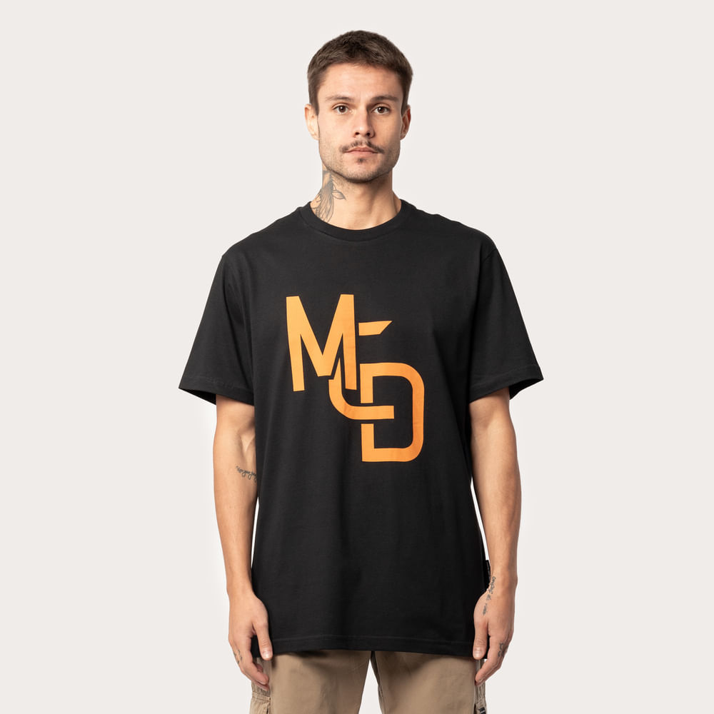 Camiseta Regular MCD Sobreposto