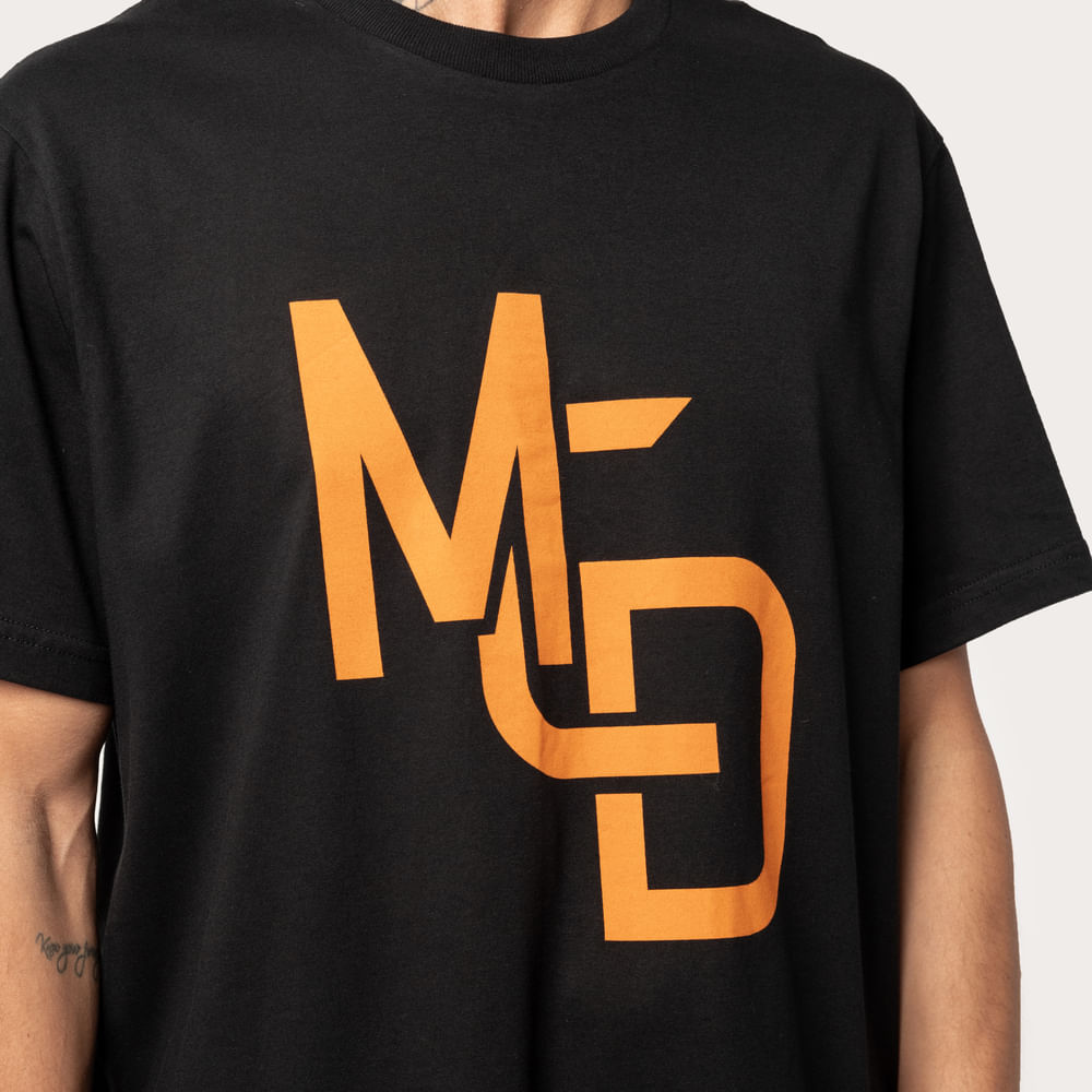 Camiseta Regular MCD Sobreposto