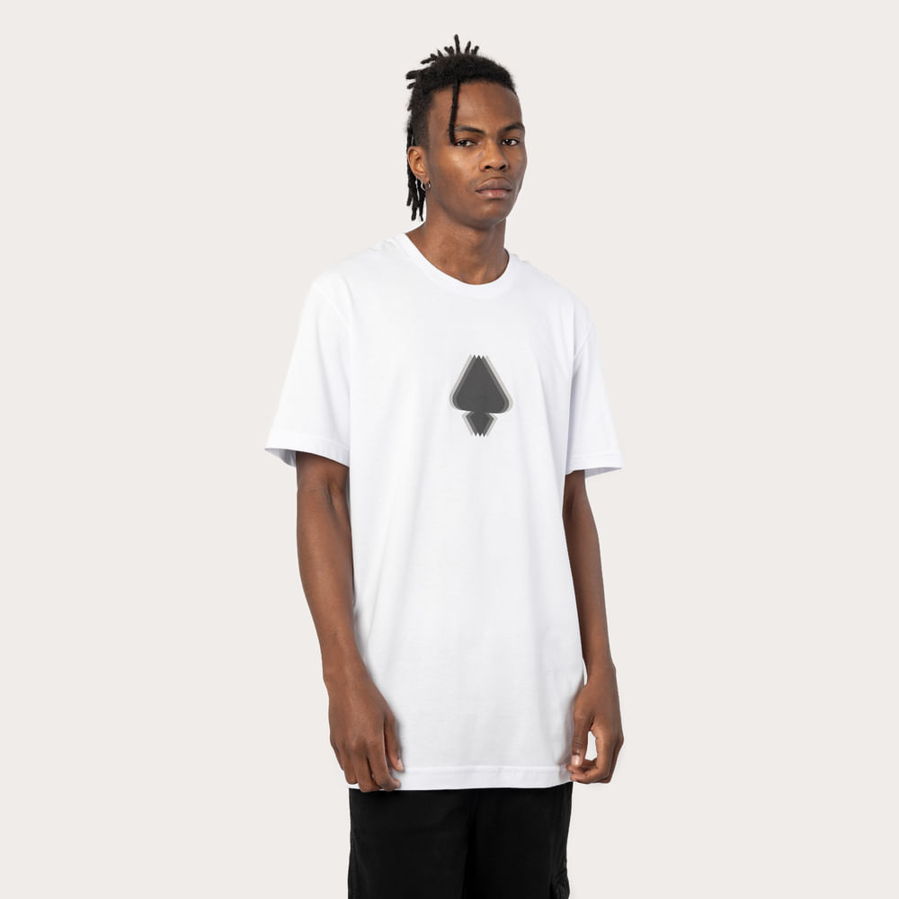 Camiseta Regular MCD Espada Desfocada
