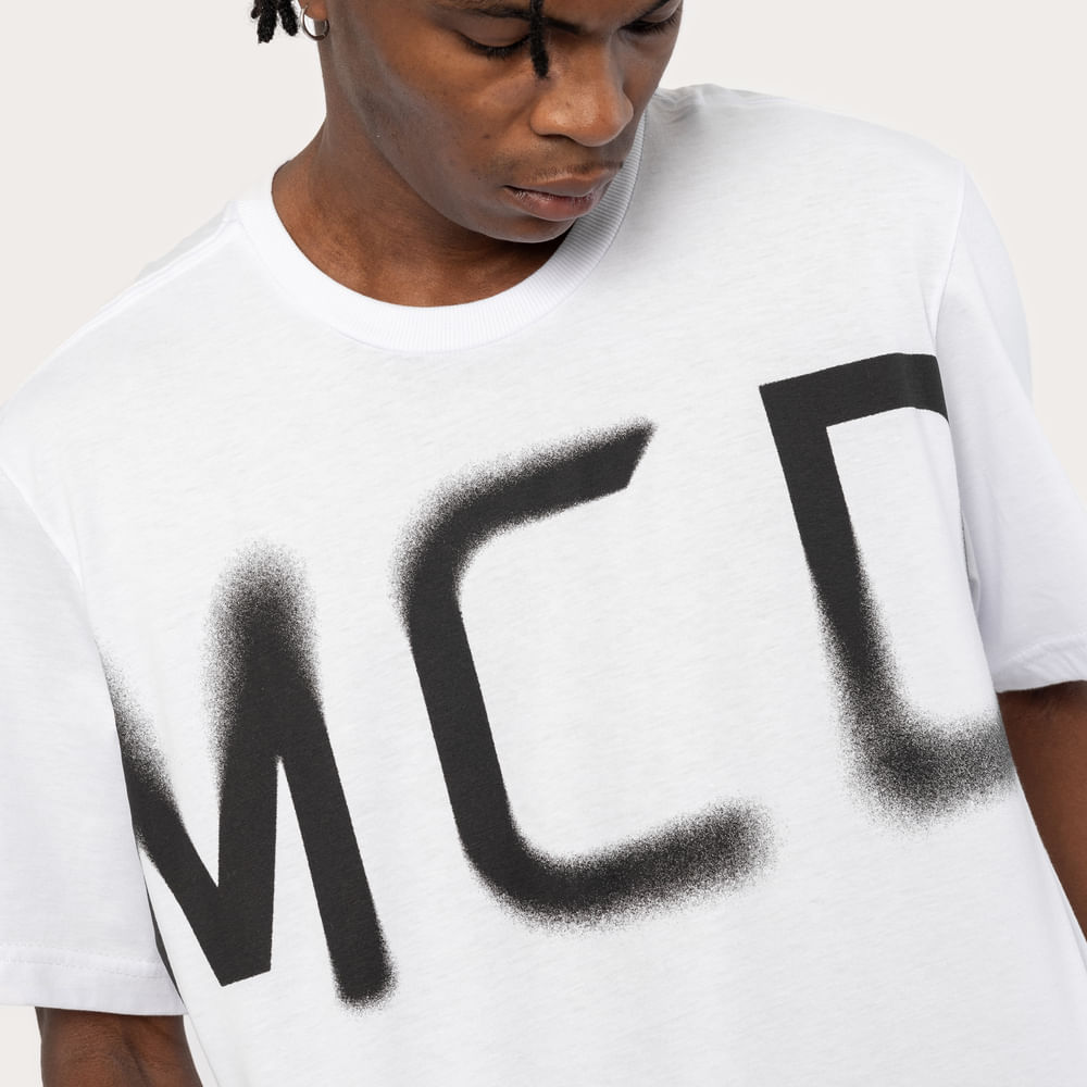 Camiseta Regular MCD Desfocado