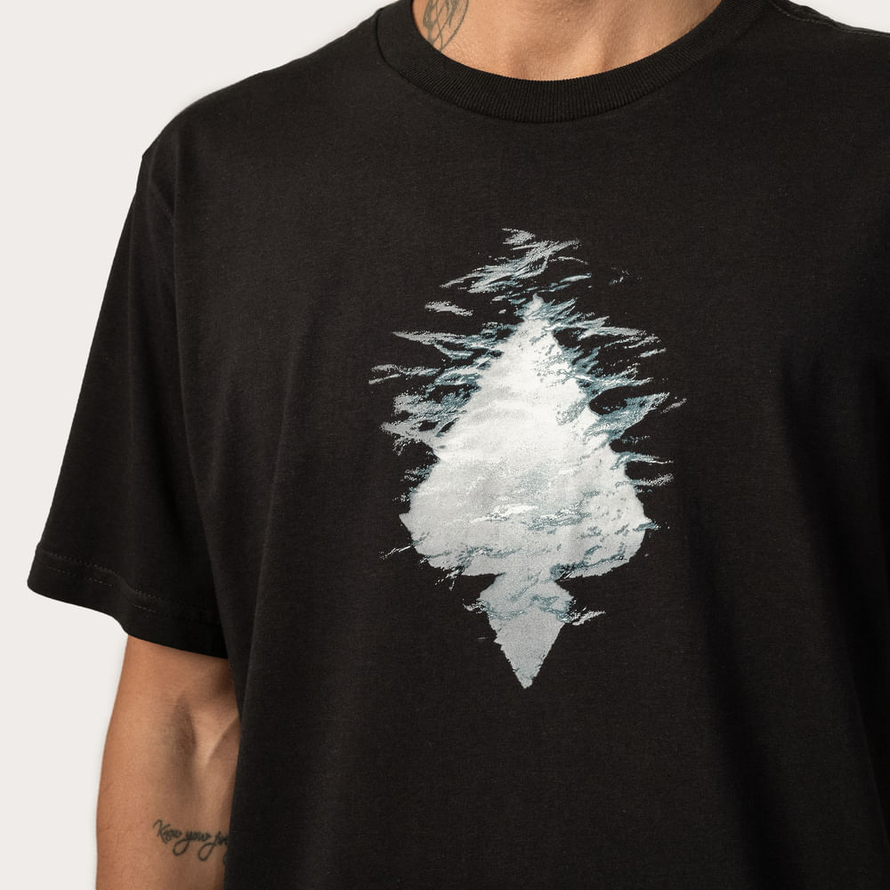 Camiseta Regular MCD Espada Ao Mar
