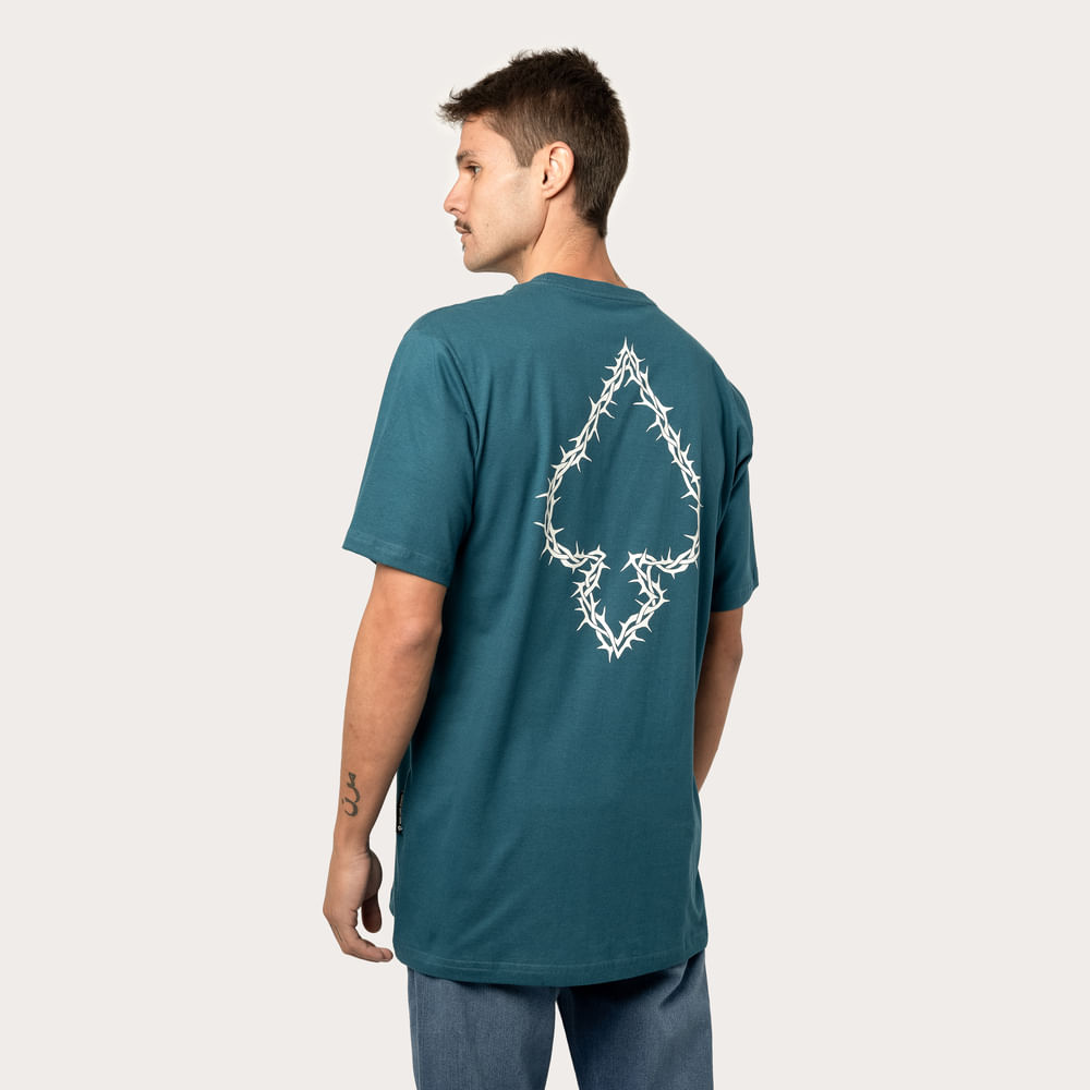 Camiseta Regular MCD Espada De Espinhos