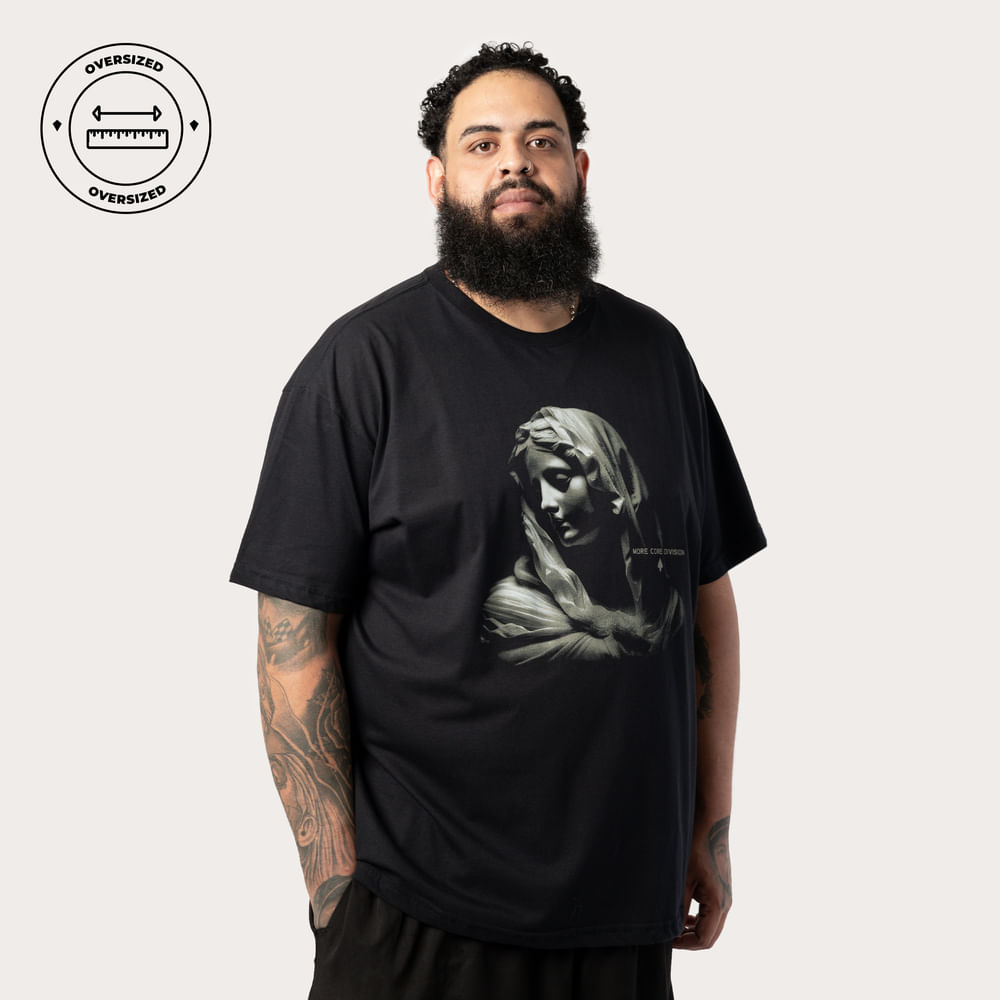 Camiseta Oversized MCD Estatua Santa