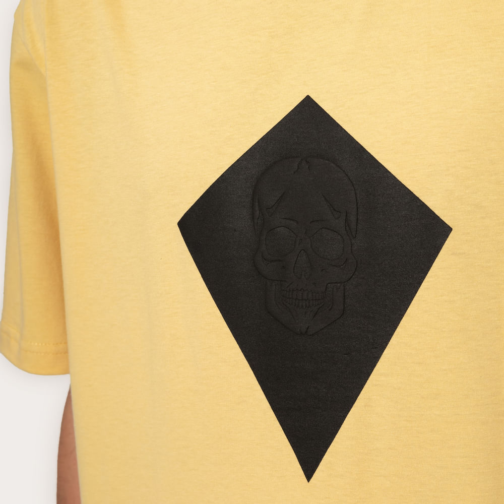 Camiseta Regular MCD Pipa Caveira