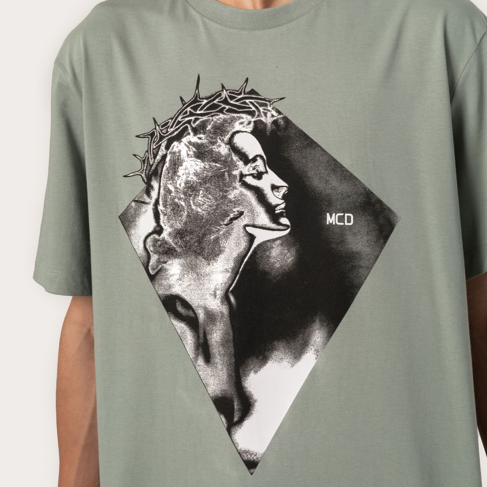 Camiseta Regular MCD Santa Gótica