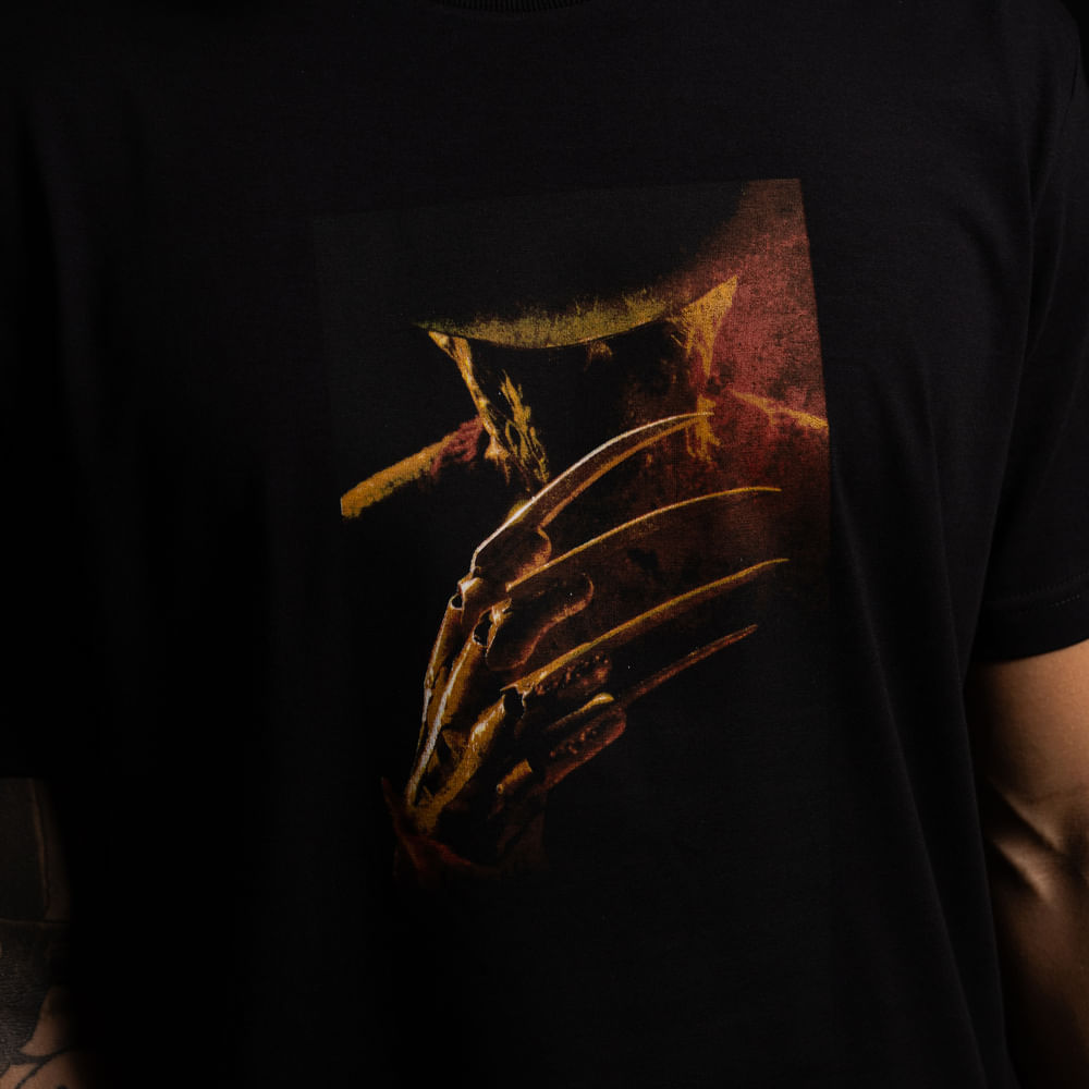 Camiseta Regular MCD Never Sleep Again