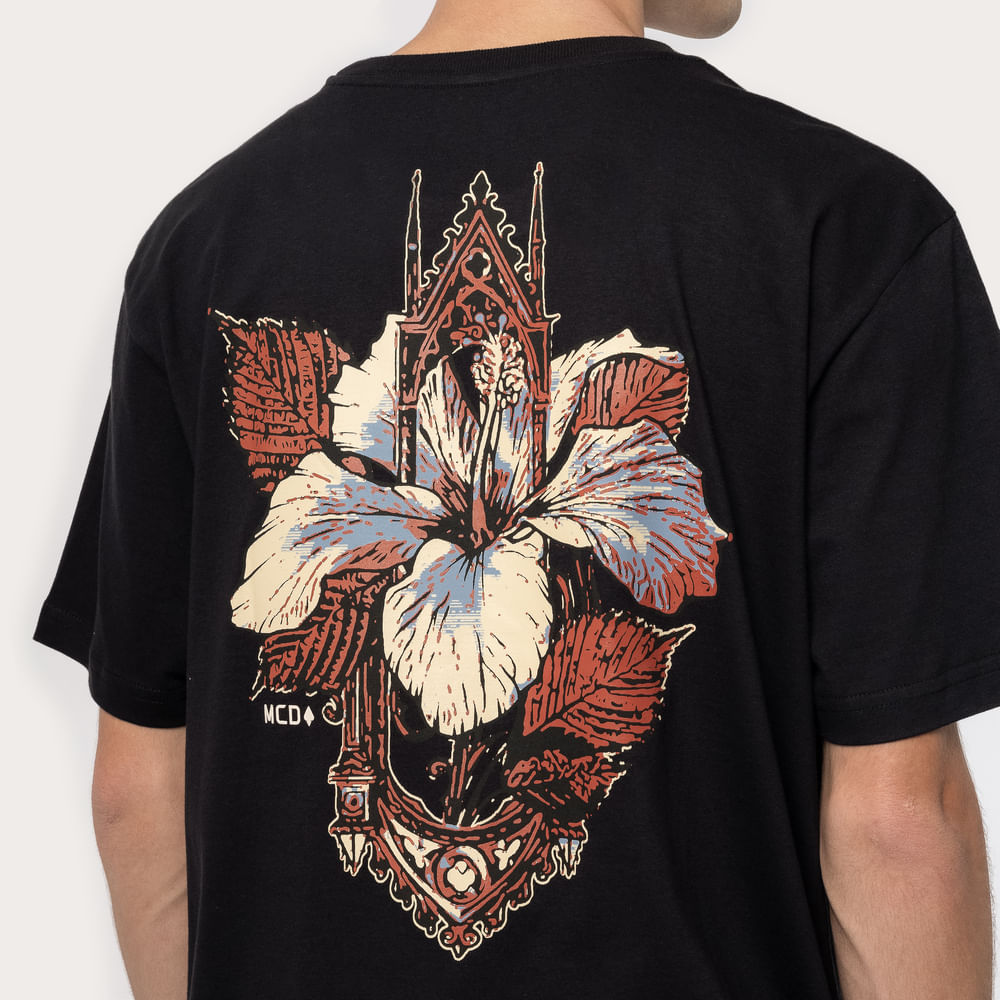 Camiseta Regular MCD Hibisco