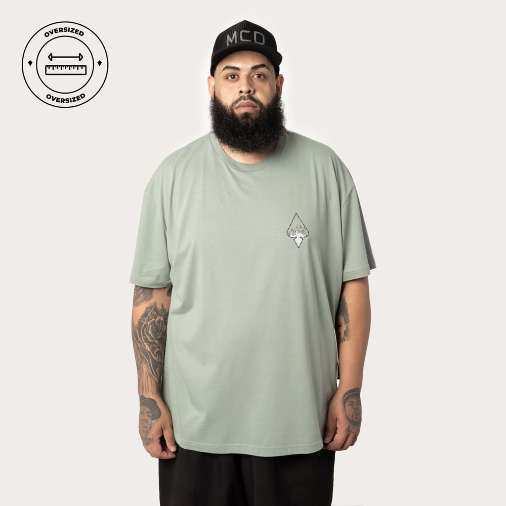 Camiseta Oversized MCD Espada Arame Enfarpado