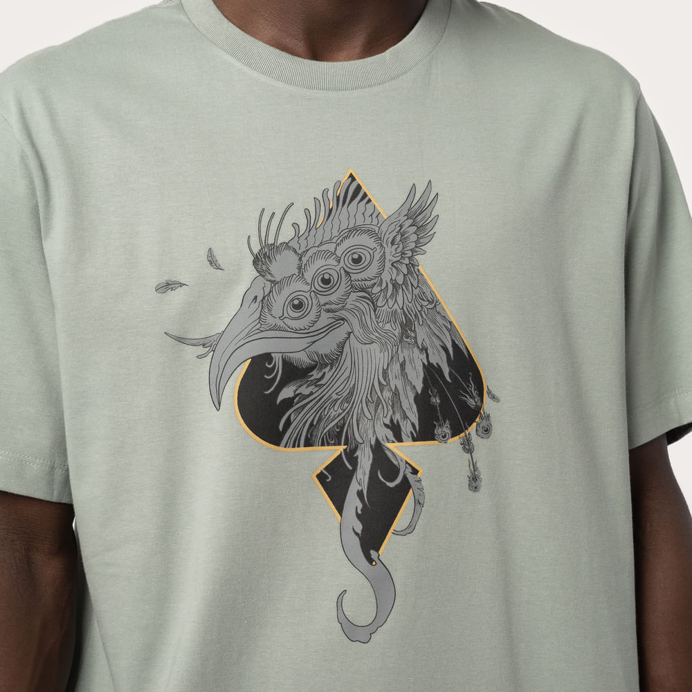 Camiseta Regular MCD Espada Pássaro Bailon