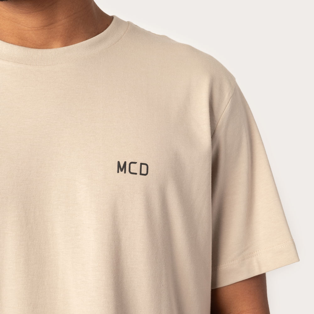 Camiseta Regular MCD Santa Cristo Espada
