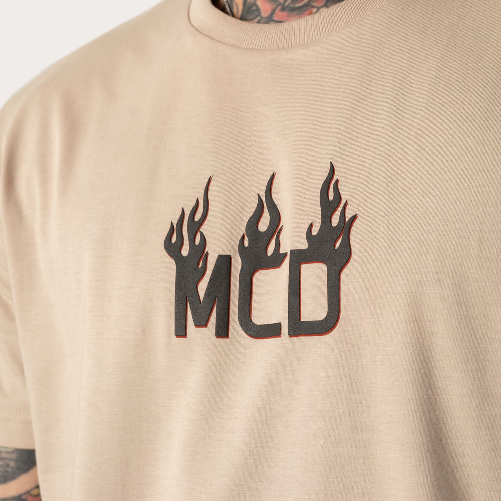 Camiseta Regular MCD Fogo