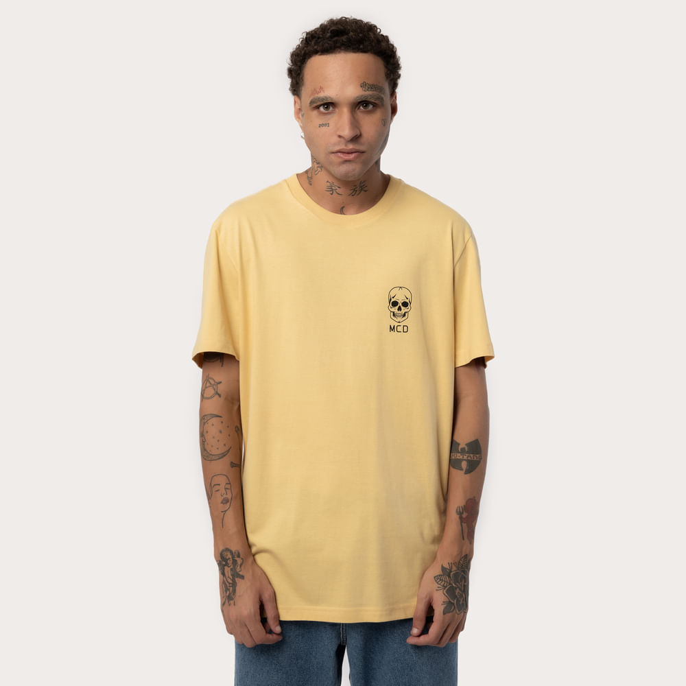 Camiseta Regular MCD Logo Caveira