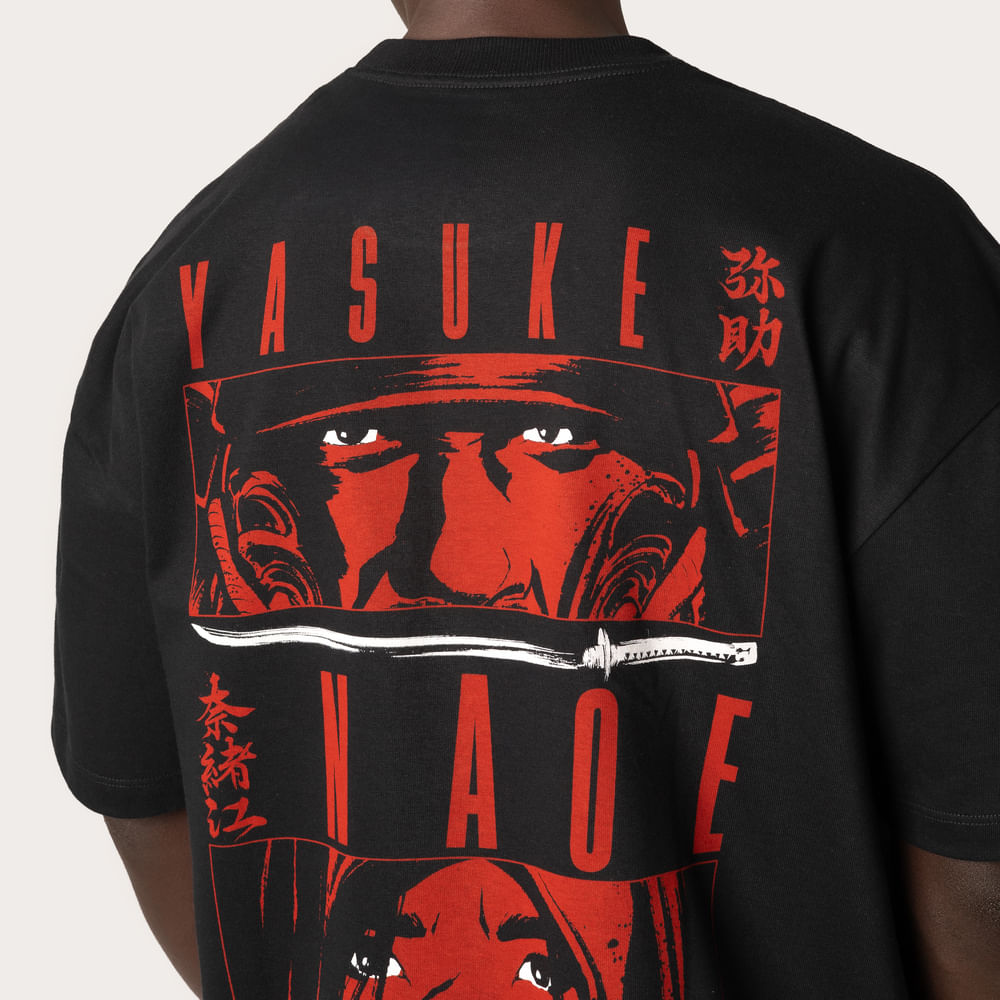 Camiseta Boxfit MCD X Assassins Creed Mangá