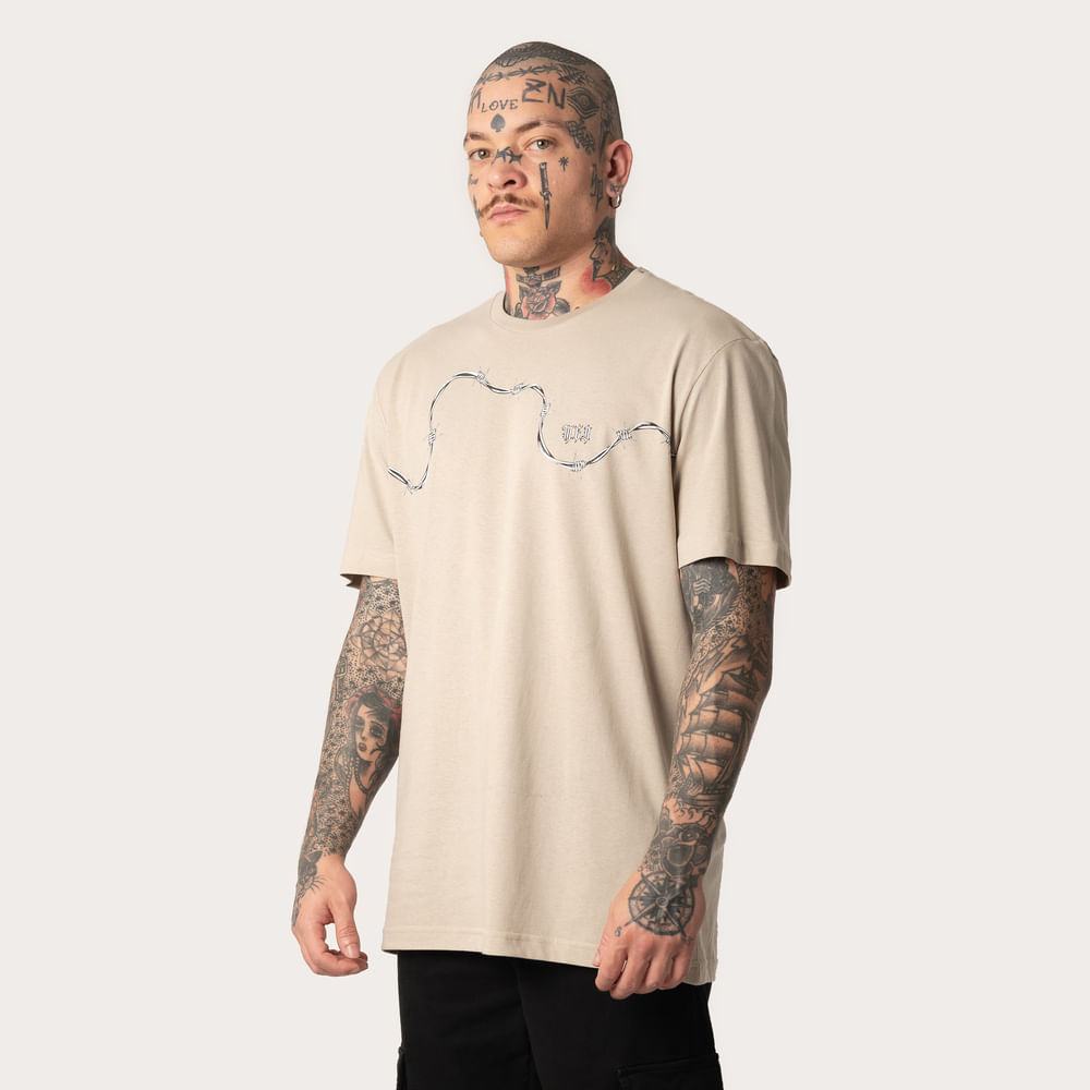 Camiseta Regular MCD Arame Farpado