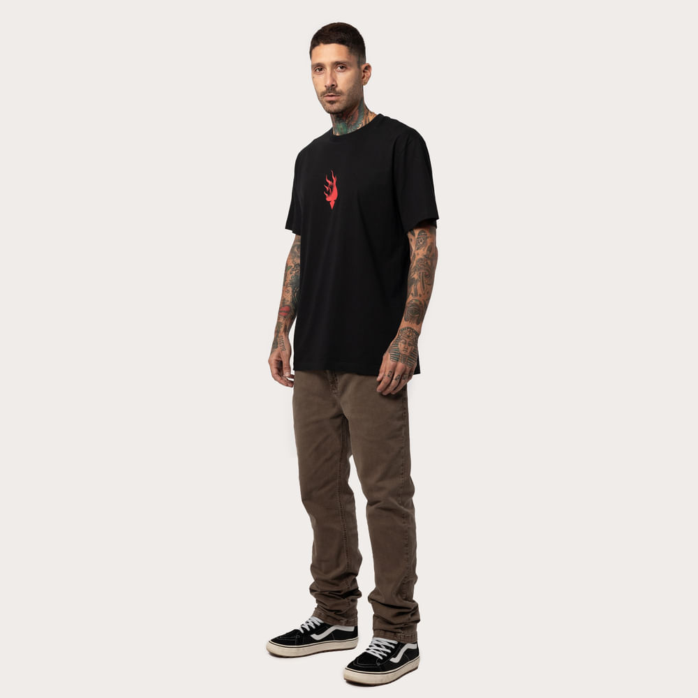 Camiseta Regular MCD Fogo Apocalipse